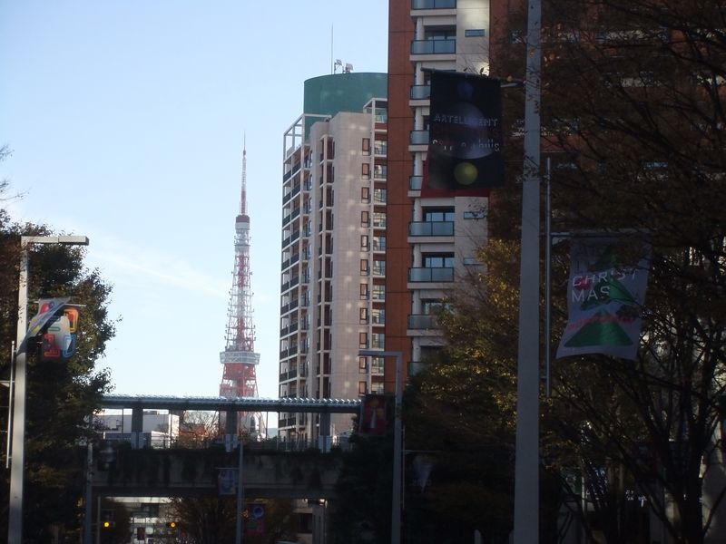 昼　六本木　東京タワー