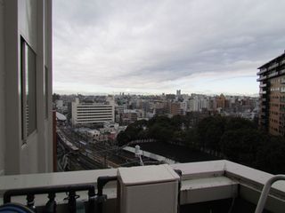 FUJI20110218-1